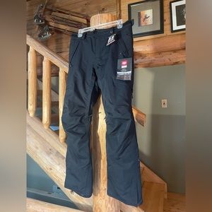 Womens 686 size small 3 in 1 cargo Smarty snow pant